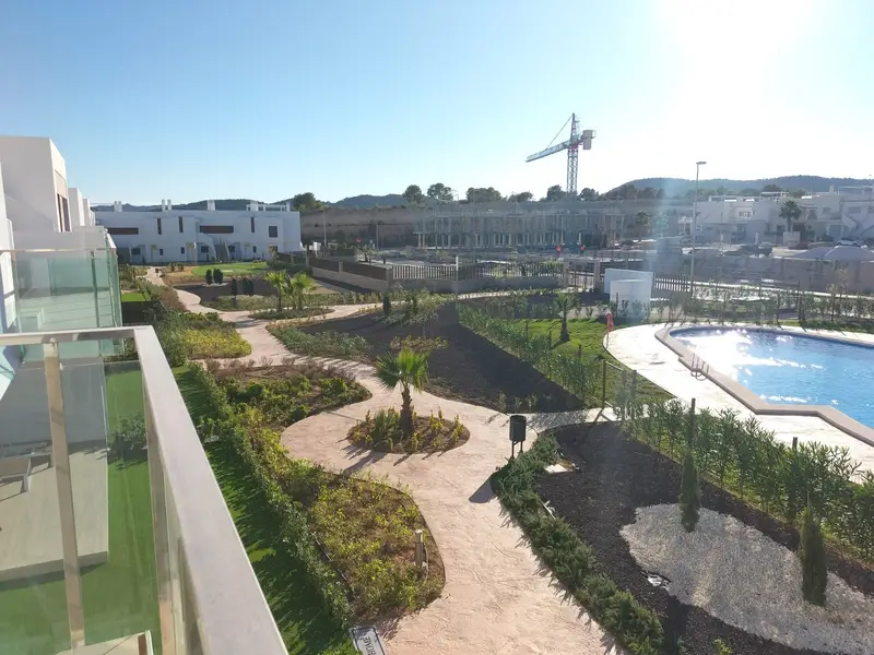 Bungalows en Los Montesinos con Piscina y Golf Vistabella
