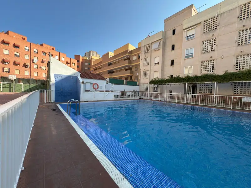 Piso en San Blas Alicante con Piscina y Terraza