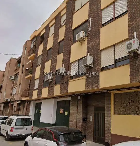 Piso en venta en Almansa 91m2 3 habitaciones