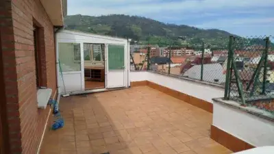 Atico en Alquiler con Terraza 50m2 dos Dormitorios Plaza Garaje Trastero