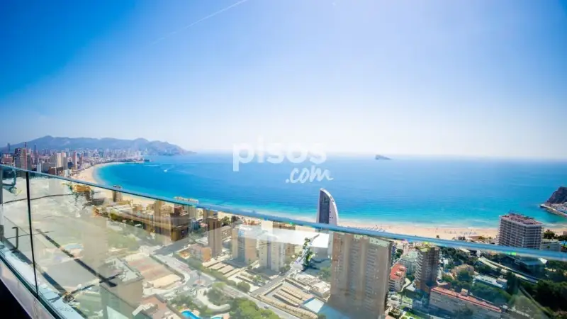 Chalet en venta en Calle Benidorm