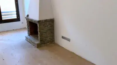 Piso en venta en Calle Orient Àreu, 2