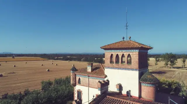 Casa de Campo Modernista 13 Dormitorios Ampuriabrava