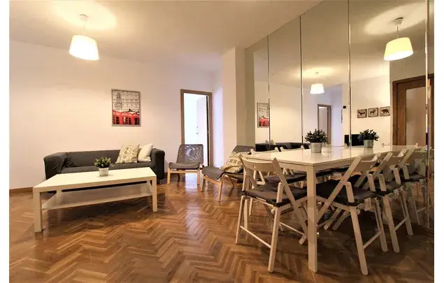 Habitaci
ón 196 m
² Madrid Alquiler Larga Temporada