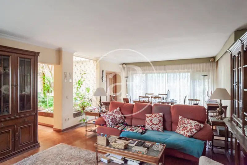 Chalet en Venta Peñagrande 527m² 3 Plantas Parcela 1000m²