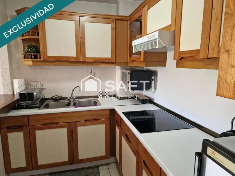 Apartamento en Empuriabrava con Vistas al Canal