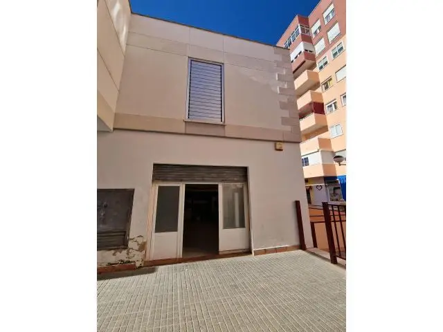 Local Comercial en Venta Valdepasillas Junto Plaza de las Americas