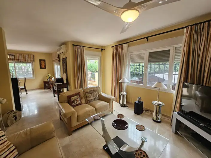 Duplex 3 Dormitorios Miraflores Cerca Campo Golf