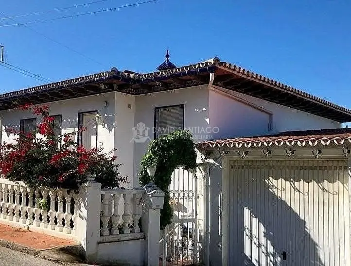 Apartamento en Alquiler Caleta Velez Espectaculares Vistas