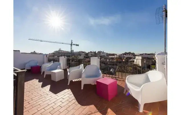 Estudio en Granada Centro: Moderno y céntrico