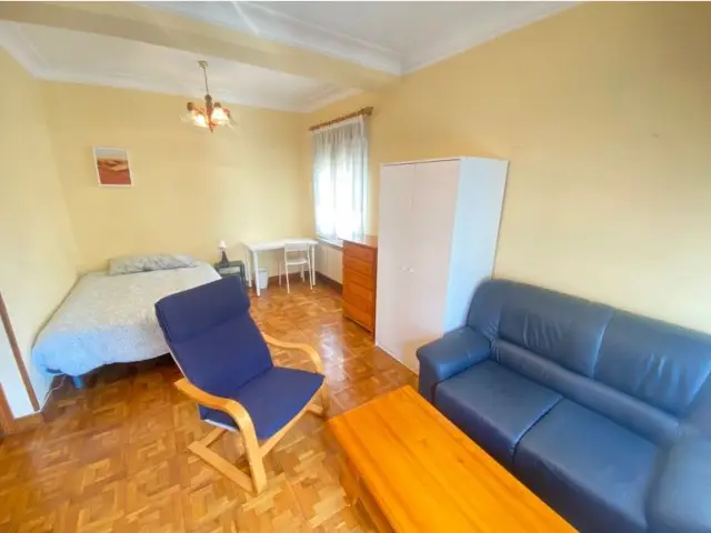 Habitacion Alquiler Pamplona Estudiantes Amueblada
