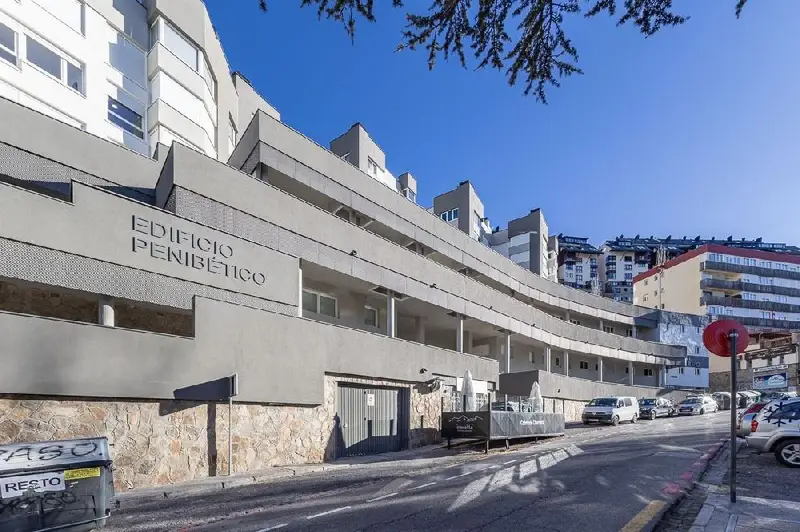 Venta Ático Amueblado Sierra Nevada 3 Dormitorios 15 Baños Garaje