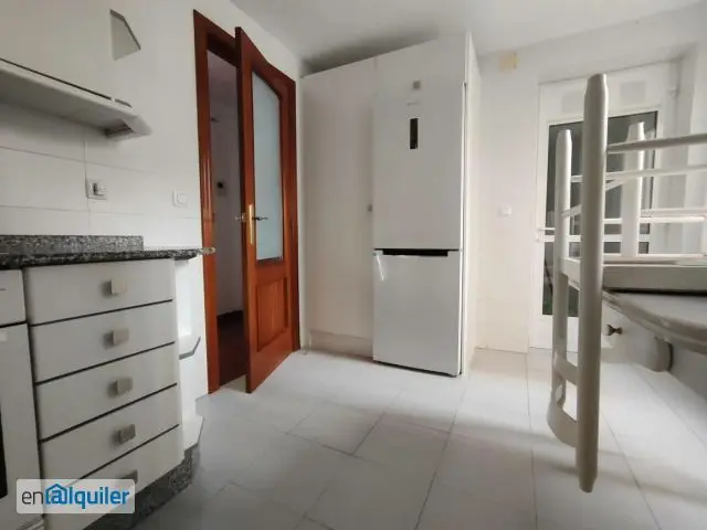 Alquiler Piso 77m2 Los Rosales A Coruna