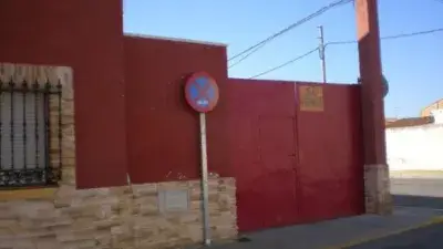 Casa en venta en Ribaforada 5 dormitorios 2 baños