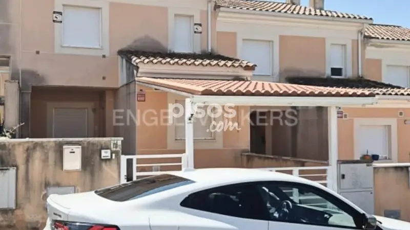 Adosado en Calera y Chozas Toledo 4 habitaciones 3 banos