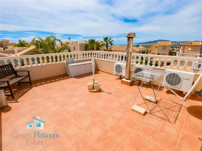 Chalet en San Juan de los Terreros con Piscina Privada
