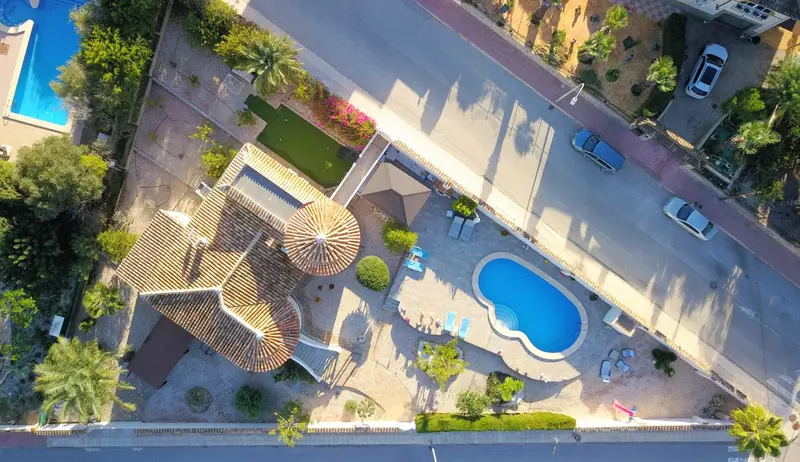 Chalet 5 Dormitorios Almoradi con Calefaccion Piscina y Anexo
