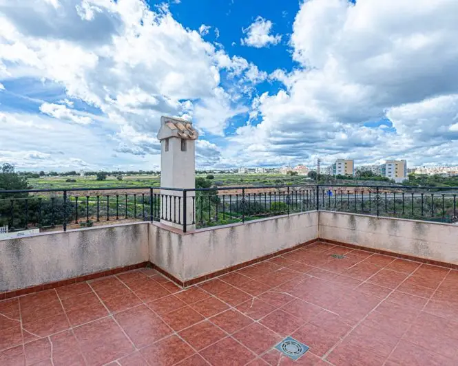 Villa de 3 Dormitorios en Venta - Playa Flamenca