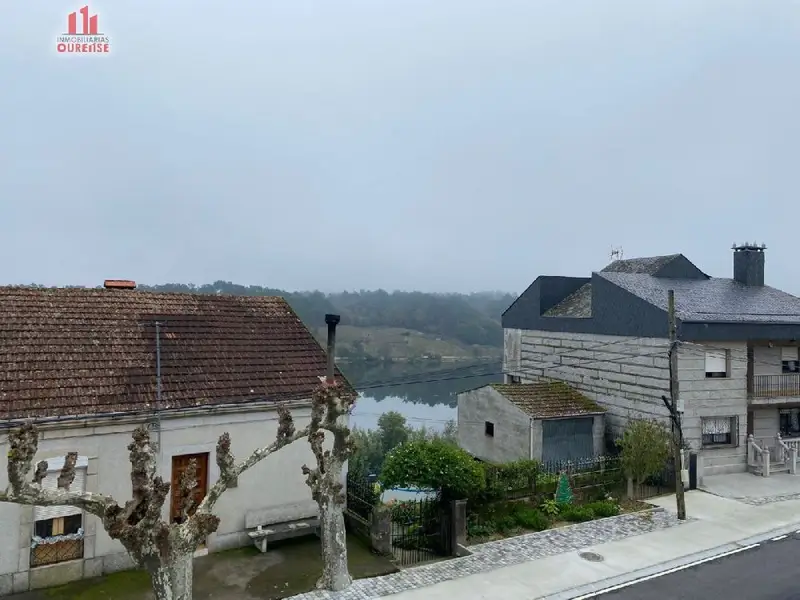 Venta Casa de 4 habitaciones en Trasariz, Cenlle - Ref: 05193