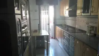 Piso en venta en Avenida de Gondomar