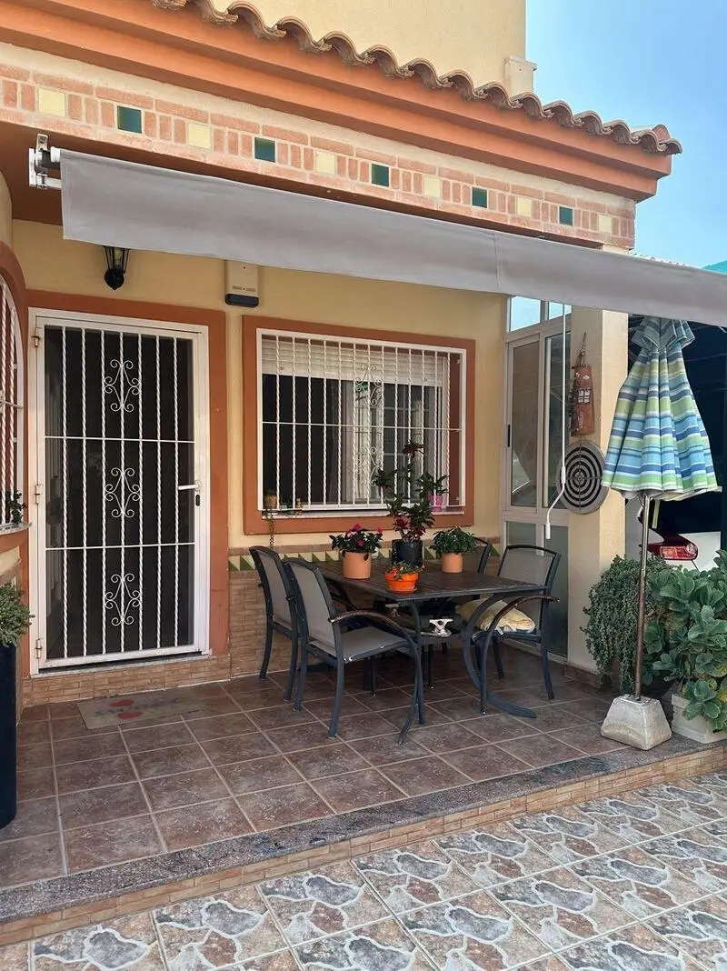 Villa en Orihuela Costa 3 Dormitorios Piscina Privada