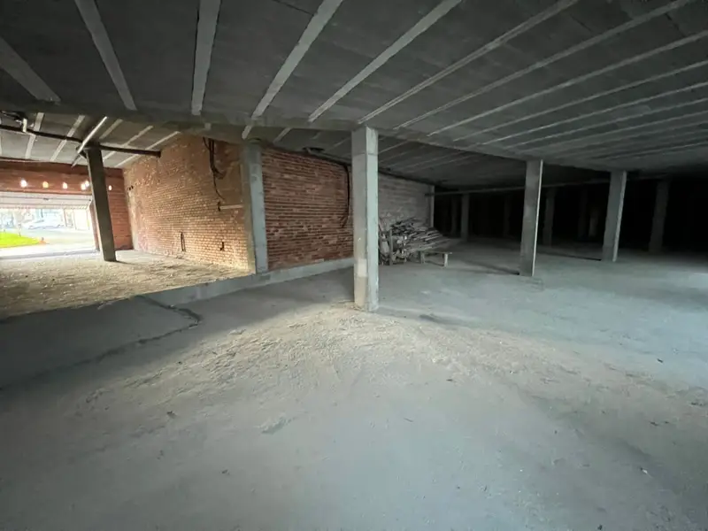 Venta Local Comercial 1020m2 Lugones Pola de Siero