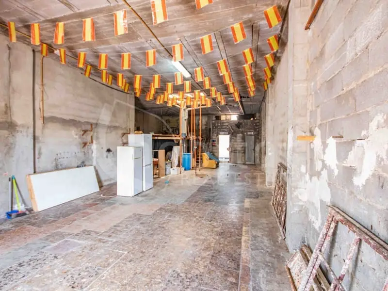 Local Comercial en Alquiler Los Montesinos 130m2