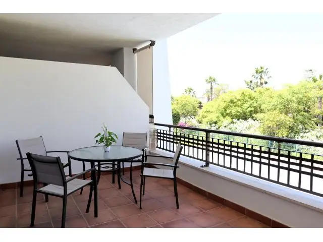 Apartamento en El Rompido con Terraza Piscina y Garaje