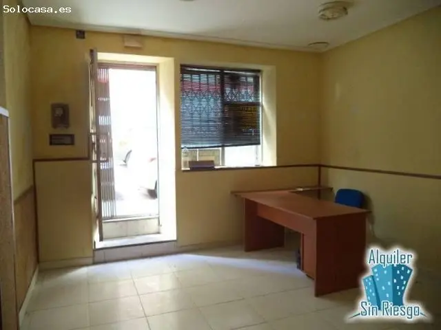 Local Comercial en Cáceres Zona Cruz de los Caídos