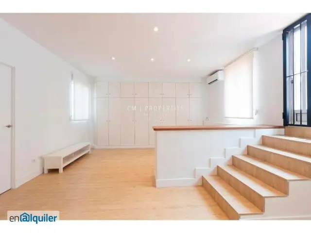 Alquiler Atico con Terraza en Eixample Valencia