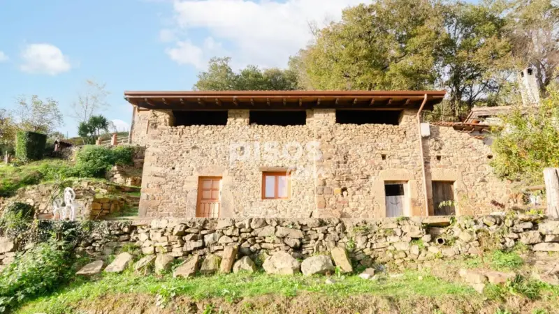 Casa Rústica en San Martín del Rey Aurelio Asturias