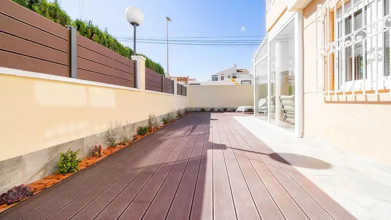 Dúplex 2 Dormitorios Torrevieja Cerca Playa Jardín Privado