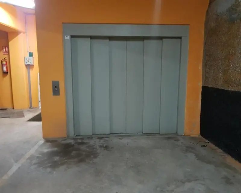 Garaje en Venta en Sabadell 15m²
