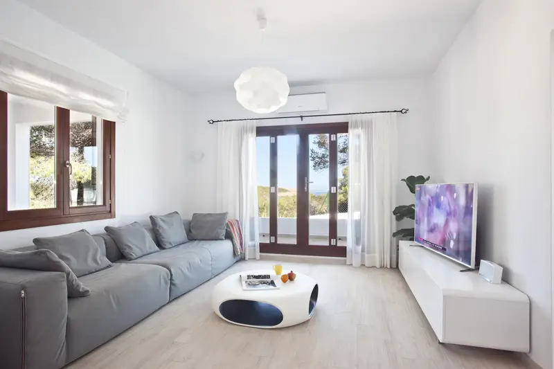 Villa 6 Dormitorios Ibiza Cala Bassa Piscina Privada
