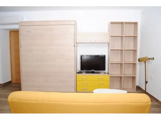 Amplio Apartamento Seminuevo Centrico con Parking y Trastero