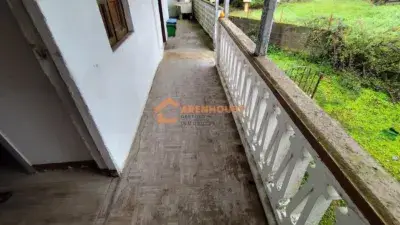 Casa en venta en Maside con patio, horno y finca