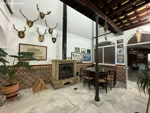 Vivienda en Sanlúcar Centro: Gran Oportunidad