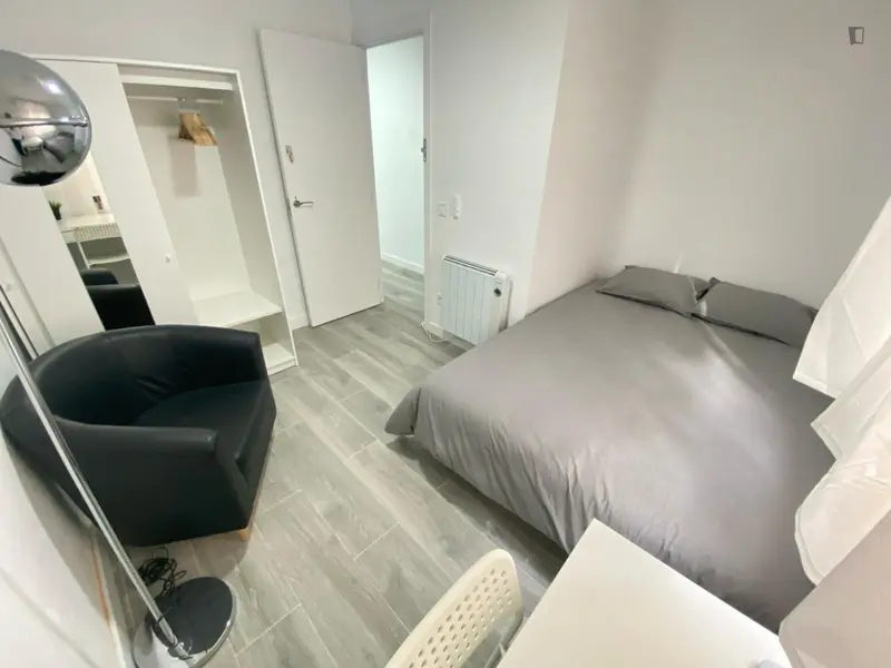 Habitacion Doble en Villaverde Cerca del Metro y Tren