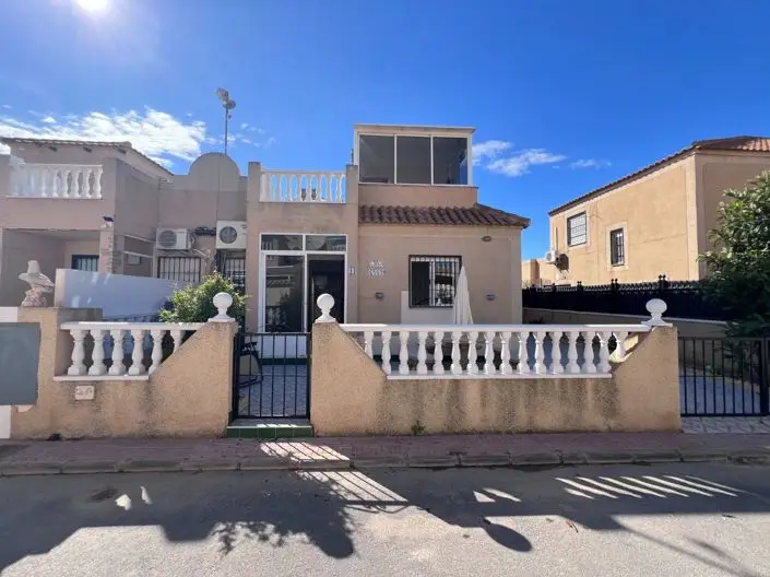 Casa Adosada 3 Dormitorios en Venta