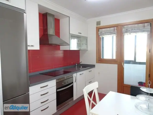 Alquiler Piso Amueblado 85m2 Ascensor Oeste 2 Dormitorios