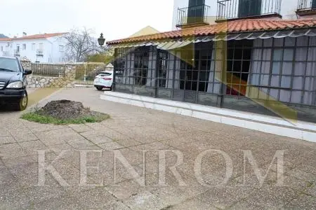 Casa de Lujo en Aracena 5 Dormitorios 2 Baños 450m2
