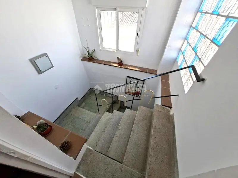 Casa Adosada en Alquife 186m2 3 Dormitorios Terraza