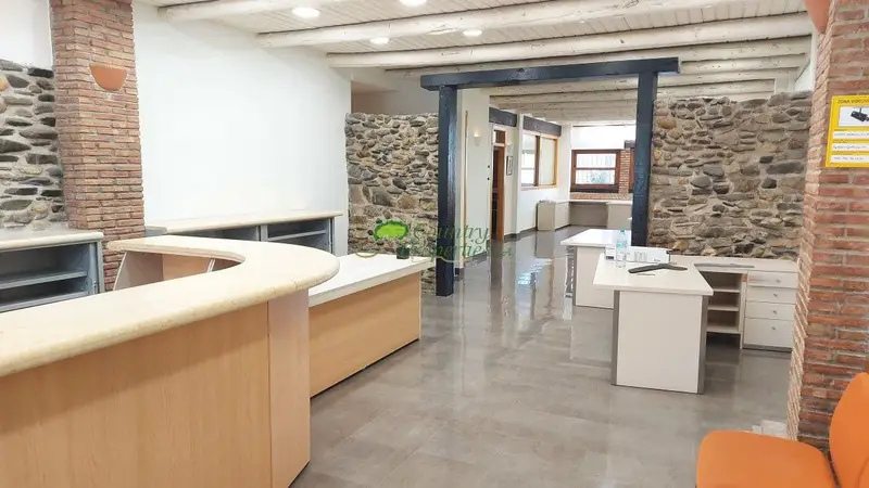 Local Comercial en Torrox Costa 180m2