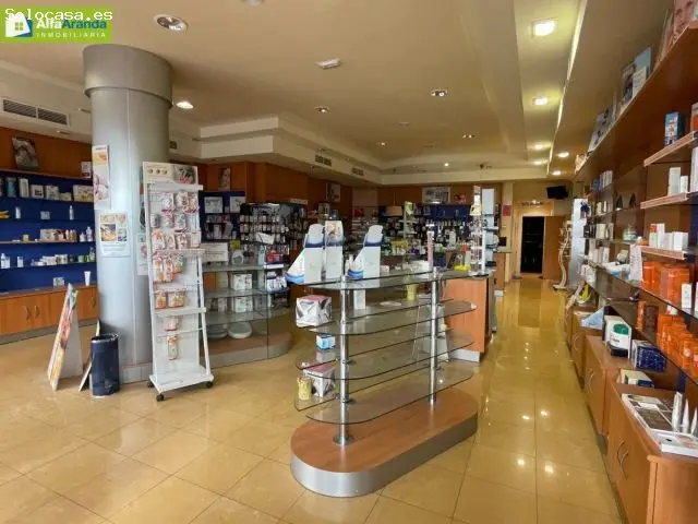 Local Comercial en Alquiler 220m²