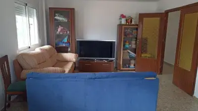 Apartamento en Los Boliches 4 dormitorios 3 baños 2a linea de playa