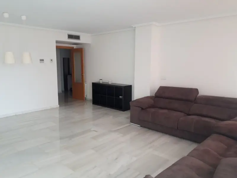 Alquiler Piso Alameda Valencia con Calefaccion y Terraza