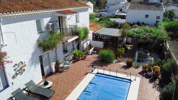 4 Bed Villa for sale