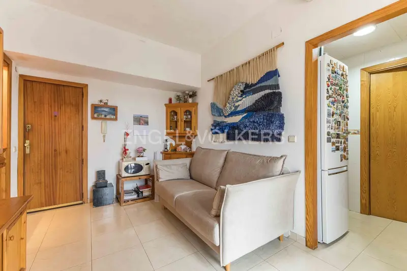 Apartamento en Torredembarra con Terraza de 18m²