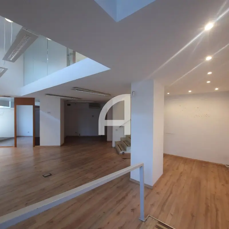 Local Comercial en Alquiler Barcelona Eixample