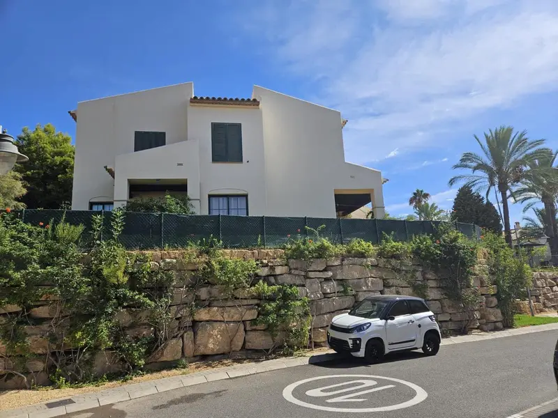 Adosado en alquiler en Finestrat, Alicante